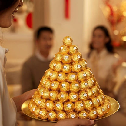 チョコレート フェレロ ロシェ Ferrero Rocher バレンタイン お年賀 チョコ プレゼント お菓子 ギフト 人気 おしゃれ 手土産 詰め合わせ まとめ買い 大容量 ヘーゼルナッツ ミルクチョコレート 30粒 375g