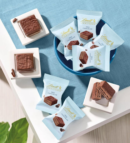 【Lindt公式】リンツ Lindt チョコレート リンドール 9種類アソート バレンタイン 大人リッチ 17個＋リンツ チョコウェイファー1個 個包装 リーフレット付